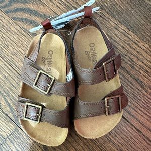 Carter’s toddler boys size 8 sandals